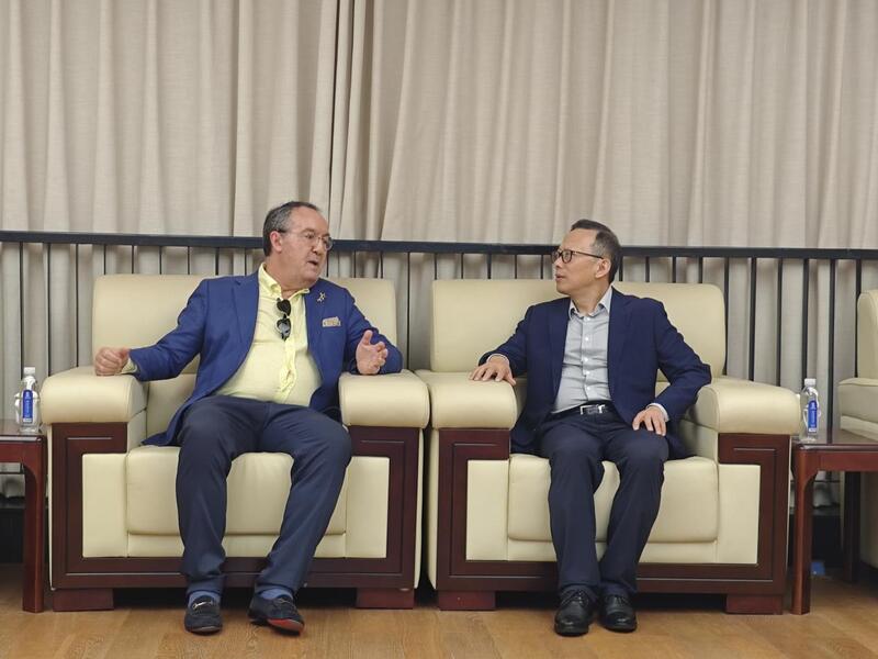 71747fc5ae7549da5aec925fa12ae933